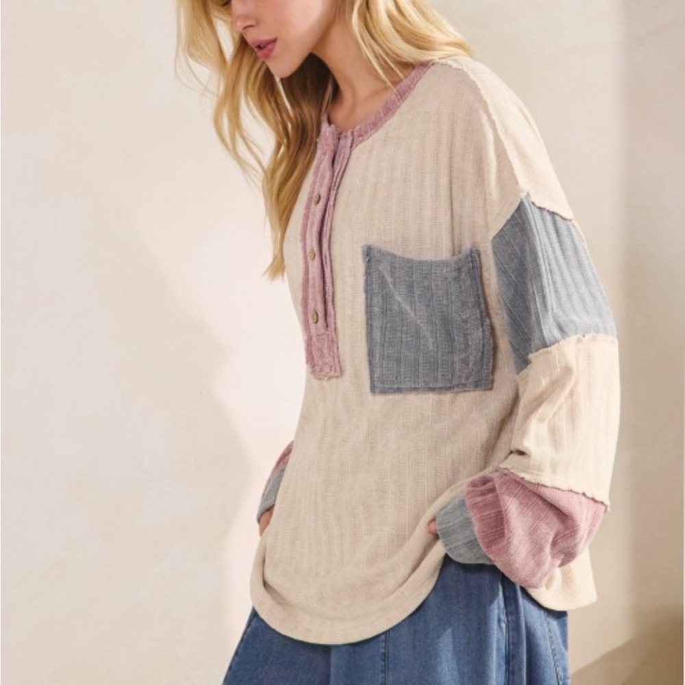 Sage & Fig Colorblocked Henley - Picture 2 of 8